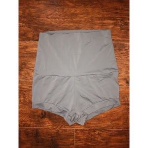 Balera gray highwasted dance short